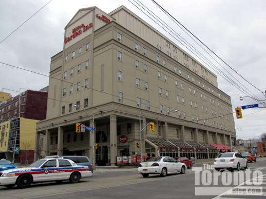 Heels Dundas Toronto E Escort Motel St