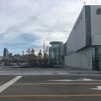 Riya Convenient Trans Center Toronto City Mississauga Very Escort