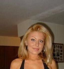 Blond Dating In Providence